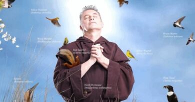 BBC Presenter Chris Packham Tries to Ban British Beef and Milk Adverts